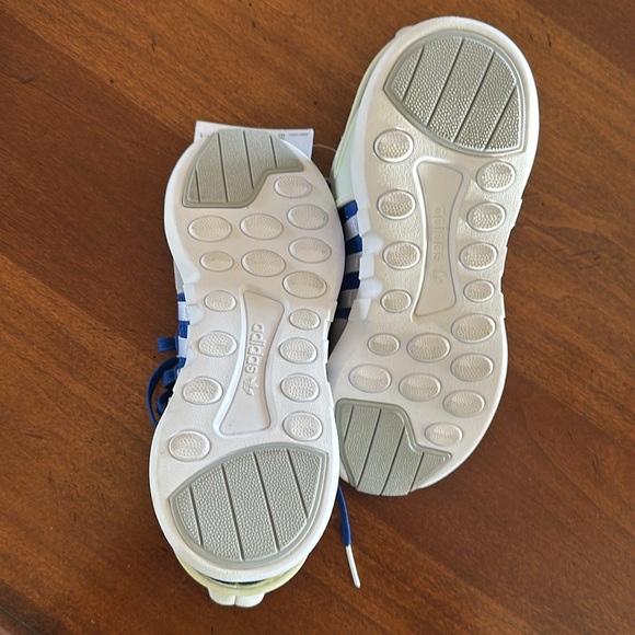 Brand New with Tags Adidas EQT Support Adv J Sneakers - Picture 5 of 9
